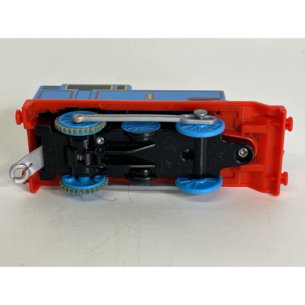 2013 THOMAS #1 - Trackmaster Motorized Engine Train - - Picture 6 of 6